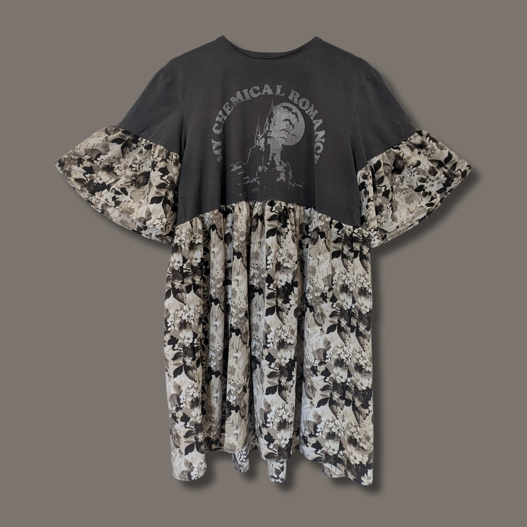 My Chemical Romance - Grey Floral Smock Dress (L)