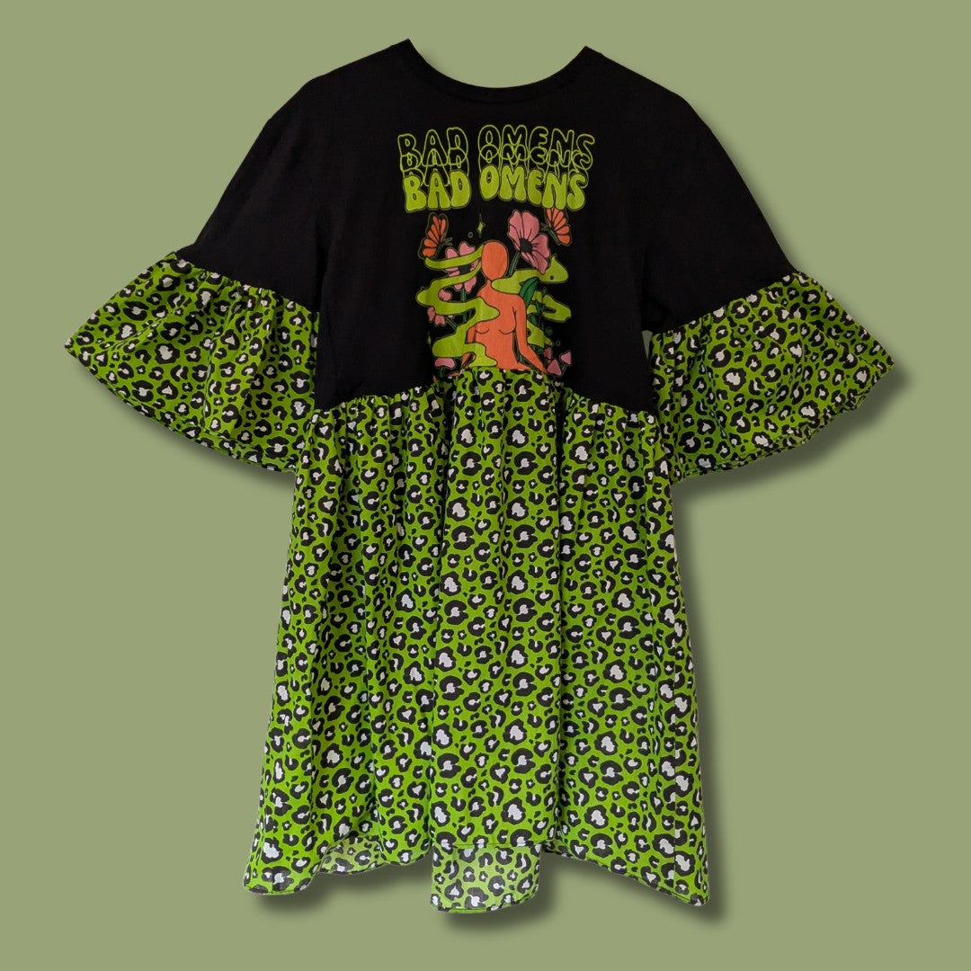 Bad Omens - Green Leopard Print Smock Dress ()