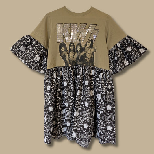 KISS - Black & White Mystical Print Smock Dress (S/M)