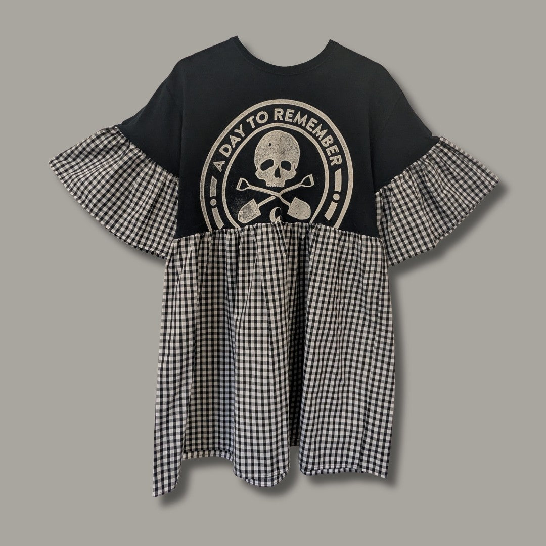 A Day To Remember - Black & White Gingham Smock Dress (M)