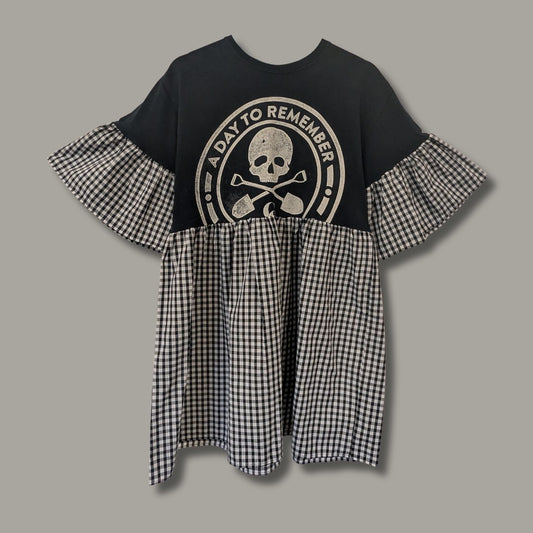 A Day To Remember - Black & White Gingham Smock Dress (M)