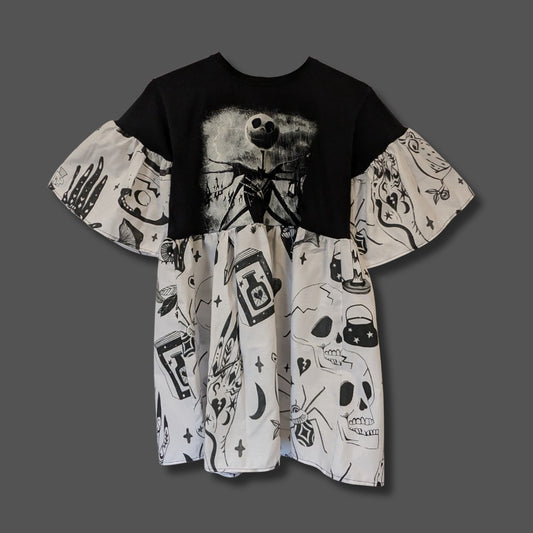 Nightmare Before Christmas - Black & White Witchy Illustration Print Smock Dress (XS/S)