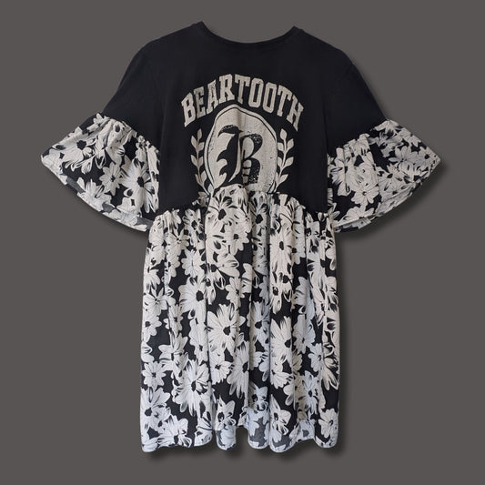 Beartooth - Black & White Floral Smock Dress (S/M)