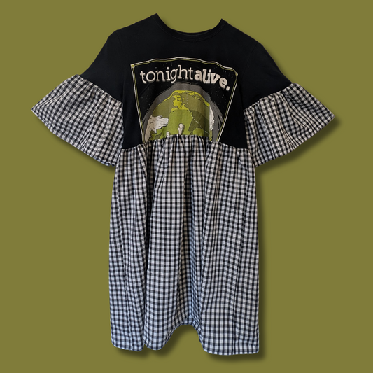 Tonight Alive - Black & White Gingham Smock Dress (S/M)